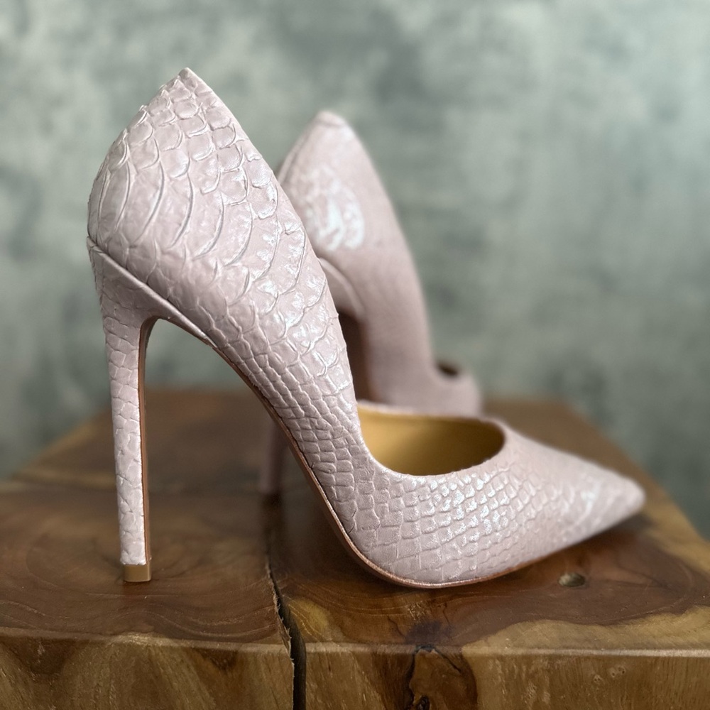 Elegant Pink Stiletto Heels leather pumps croc leather